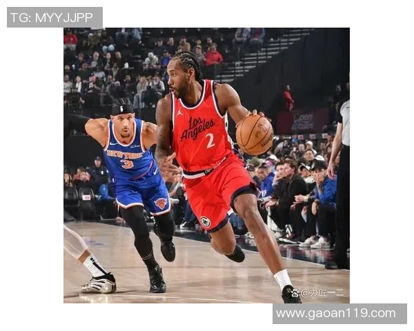 尼克斯与湖人常规赛对决精彩回顾与赛后分析